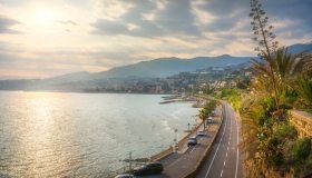 Viaggio vista mare lungo la Ciclovia Riviera dei Fiori: qui si pedala su una vecchia ferrovia