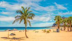 Dove andare al caldo in inverno senza spendere troppo: 3 mete europee nella top 10
