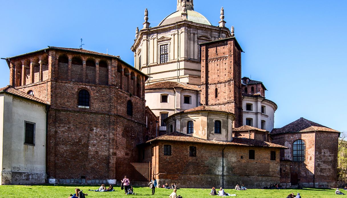 C'&egrave; Piazza Vetra tra le location di "Il mio nome &egrave; Carlo" a Milano 