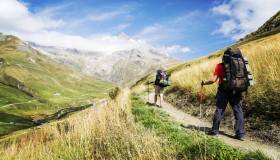 Percorre il cammino più lungo del mondo in 470 giorni: “Ho il portafoglio più vuoto, ma sono molto più ricco”