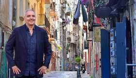 Maurizio De Giovanni: “Se non fossi nato a Napoli non avrei scritto neanche un rigo”