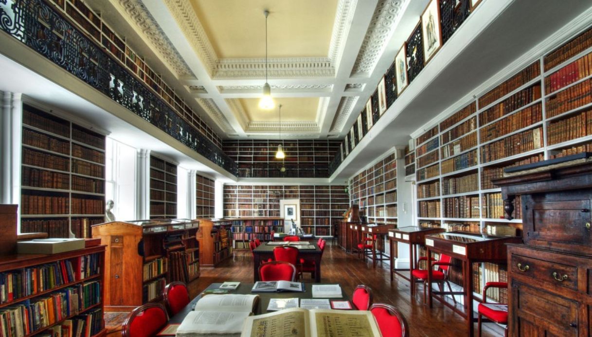 Interno dell'Armagh Robinson Library, Irlanda del Nord