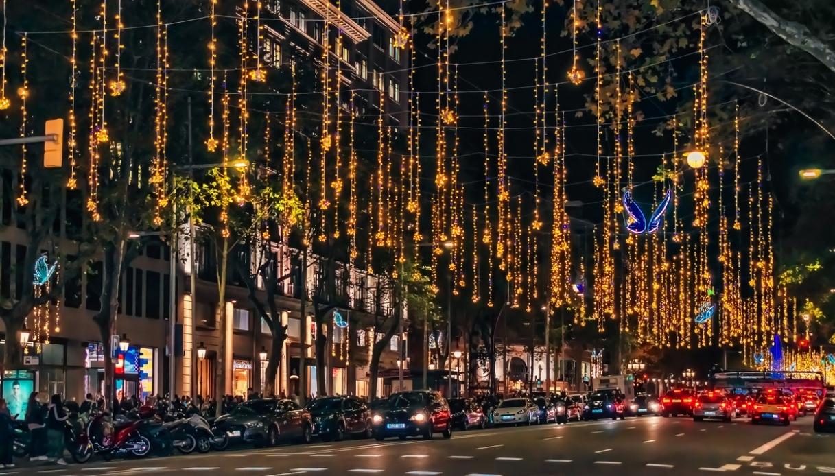Luminarie natalizie a Barcellona