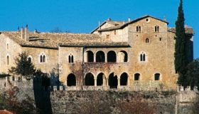 Gagliano Aterno, il borgo medievale d’Abruzzo che rinasce grazie ai libri