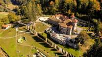 A quasi 1000 metri d’altezza, il Castello di Cantacuzino è il balcone più spettacolare (e misterioso) dei Carpazi