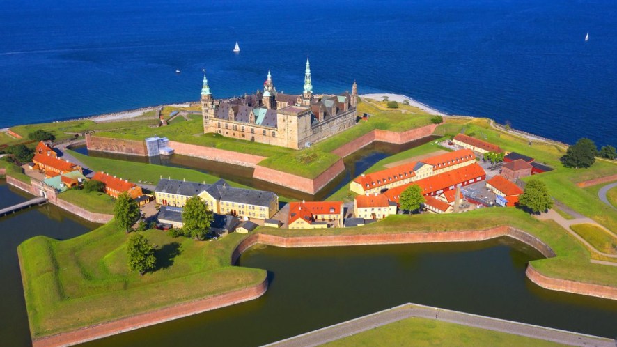 Qui è dove si nasconde il fantasma dell’Amleto: Castello di Kronborg, il guardiano di pietra del mare del nord