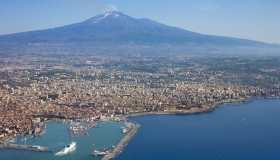 A Catania con il folgorante esordio di una nuova giallista italiana