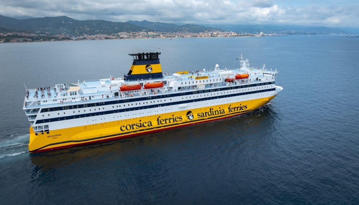 Crociera Corsica Ferries in navigazione