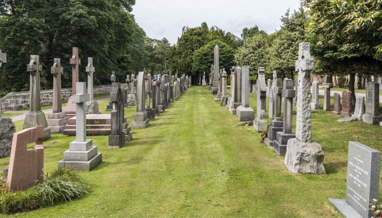 Il cimitero Dean di Edimburgo