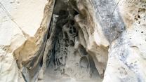 Un labirinto di pietra a forma di formaggio: le Grotte di Soprasasso sono un tesoro dell’Appennino bolognese