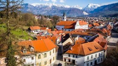 Un viaggio tra castelli di pietra e vicoli incantati: Kamnik, bellissima cittadina medievale slovena