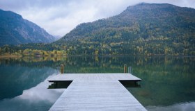 Lo specchio d’acqua delle Alpi che sembra dipinto a mano: l’affascinante Lago di Lunz