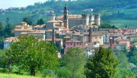 Costigliole d’Asti vince Communities in Bloom 2026: il borgo piemontese premiato per il verde