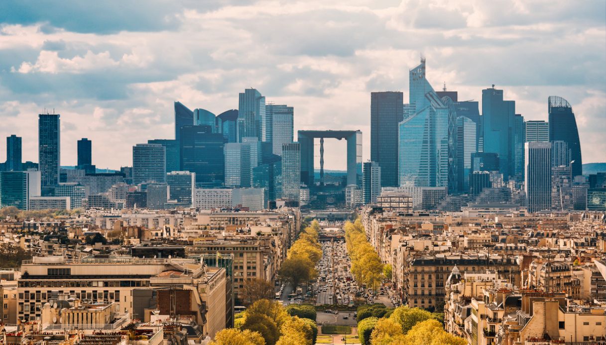 Parigi La D&eacute;fense, grattacieli sull'asse dell'Arco di Trionfo