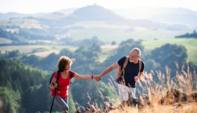 Queste 9 tendenze di viaggio rivoluzioneranno il modo di esplorare il mondo nel 2027
