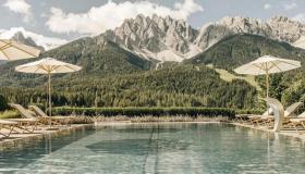 Vacanze wellness in Alto Adige, un rapporto svela dove trovare hotel con piscine panoramiche e spa private