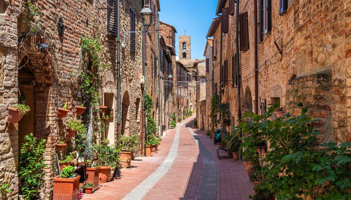 Borghi toscani: dov'è girato il nuovo film di Giovanni Veronesi "Dio ride"