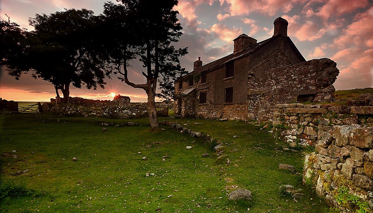 C'è anche un famoso rudere nella campagna inglese tra le location di 